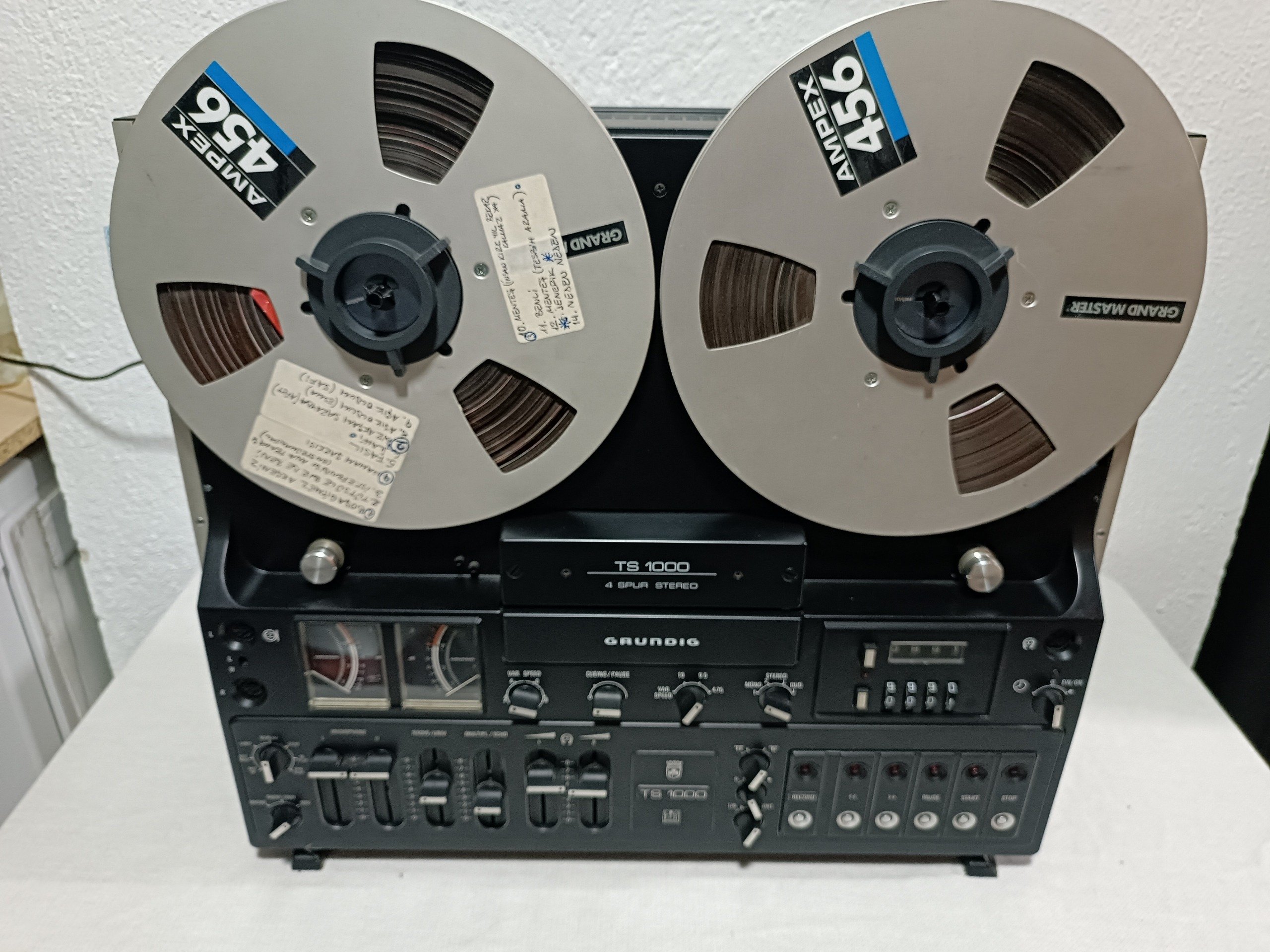 GRUNDIG MAKARALI TEYP TS1000 Hİ-Fİ STEREO