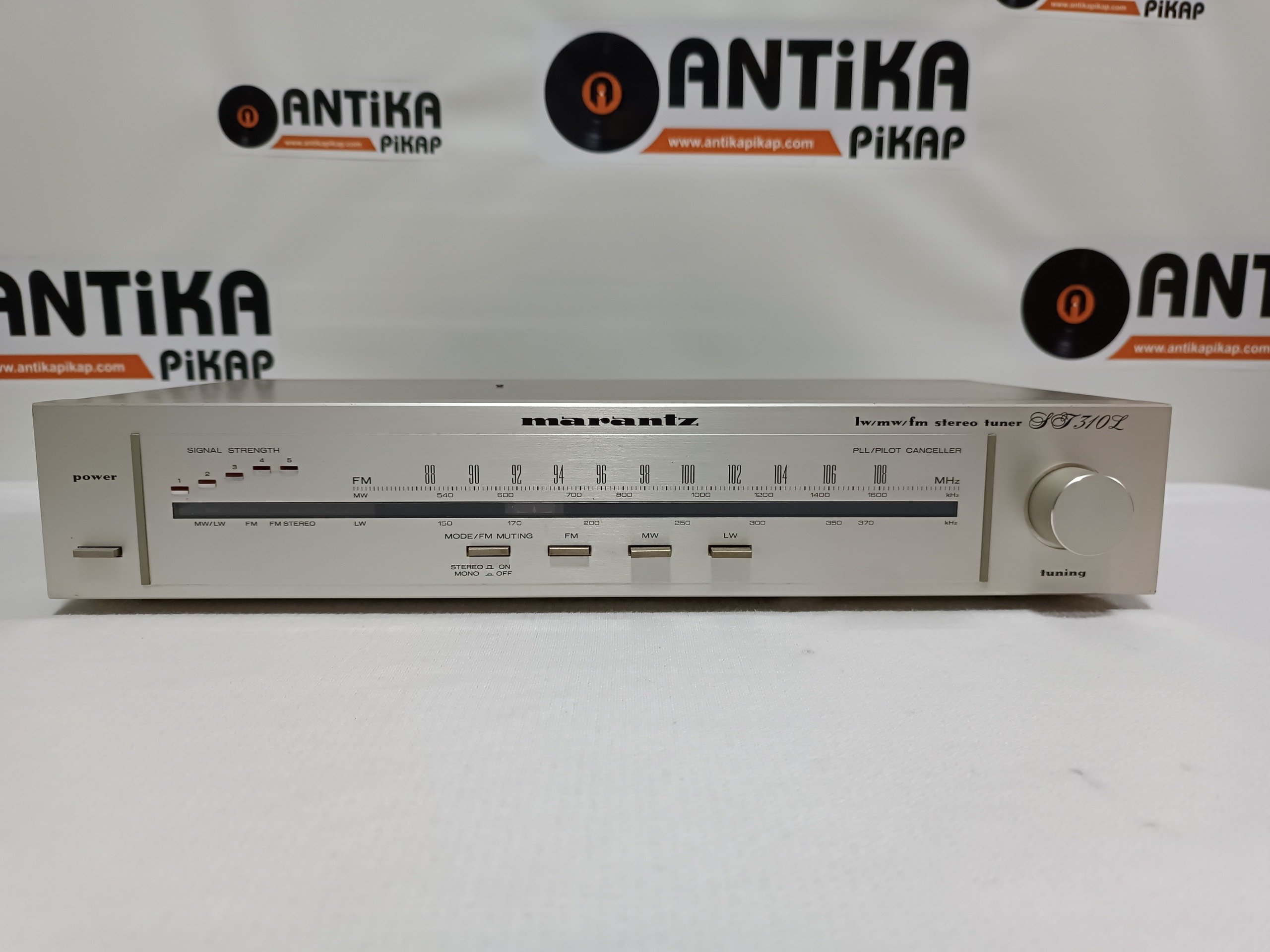 MARANTZ TUNER