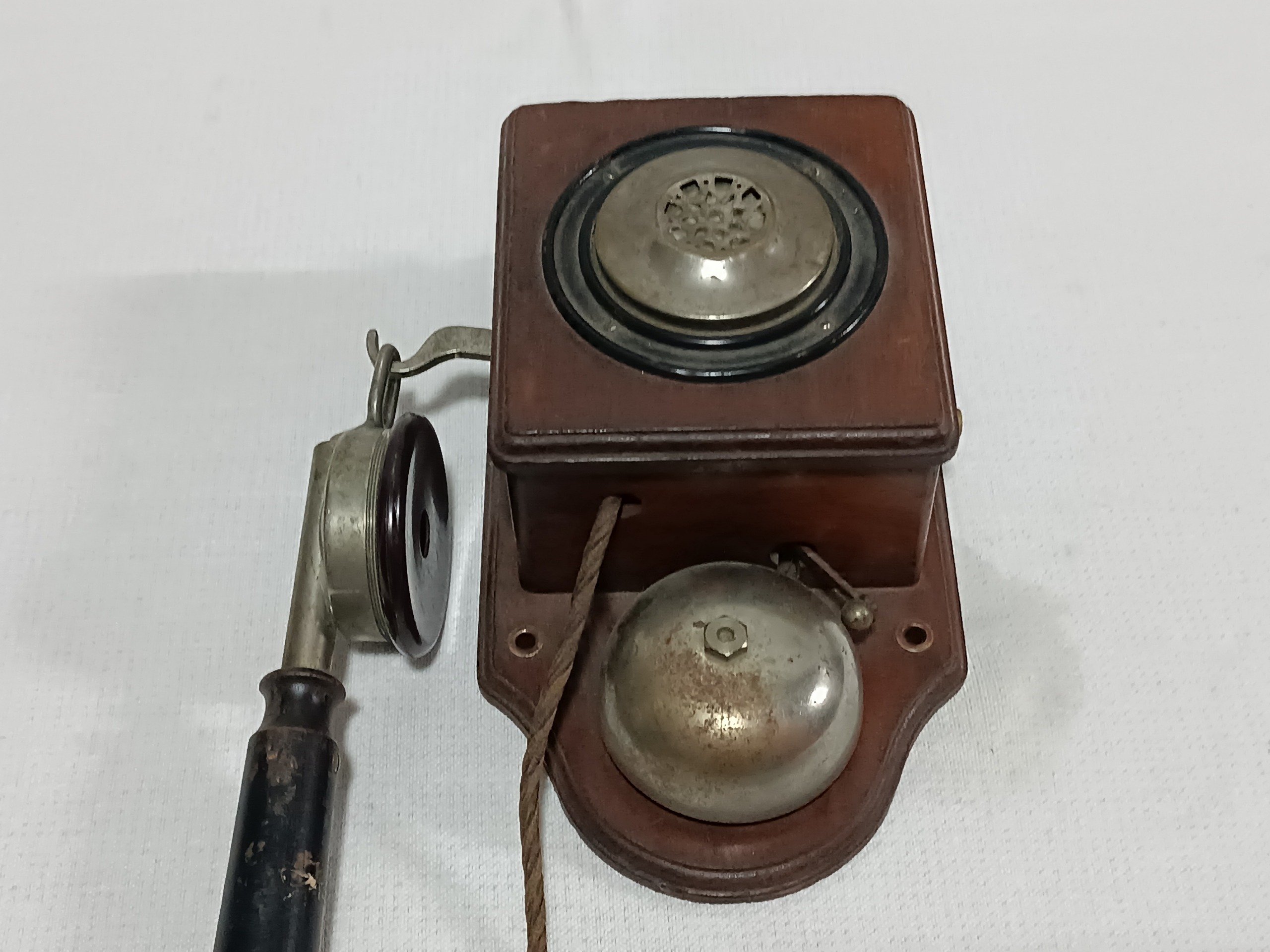 ANTİKA TELEFON